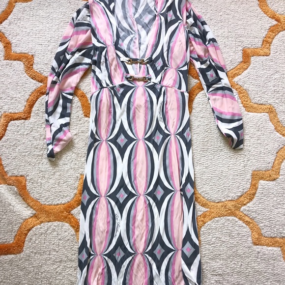 Mod Italian Deep V Dress - Picture 1 of 4